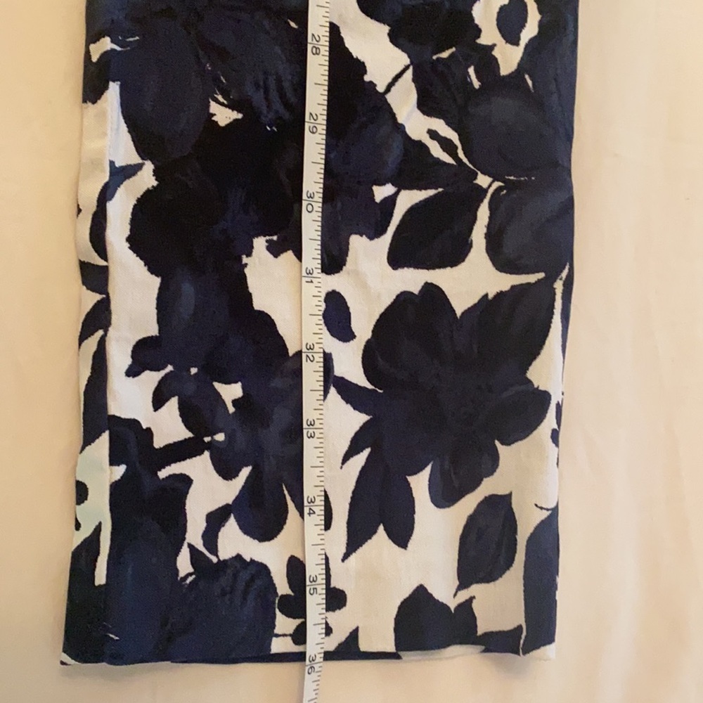 Floral Ribkoff Pants Size 10 - Picture 6 of 7